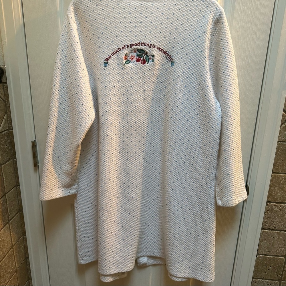 Dream Wear Mary Englebriet Cherries White Quilted Robe L - Picture 4 of 11